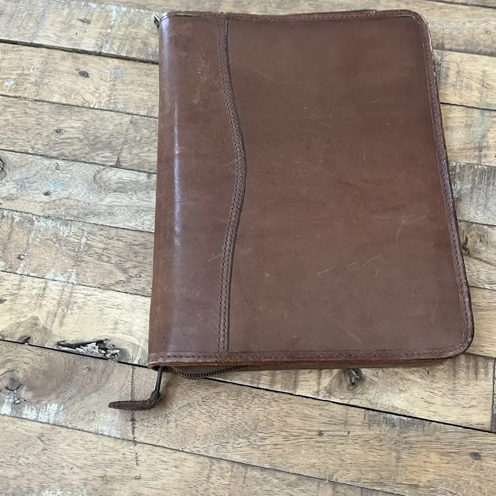 Vintage Day-Timer Genuine Leather Planner 7 Ring Organizer W/Zipper
